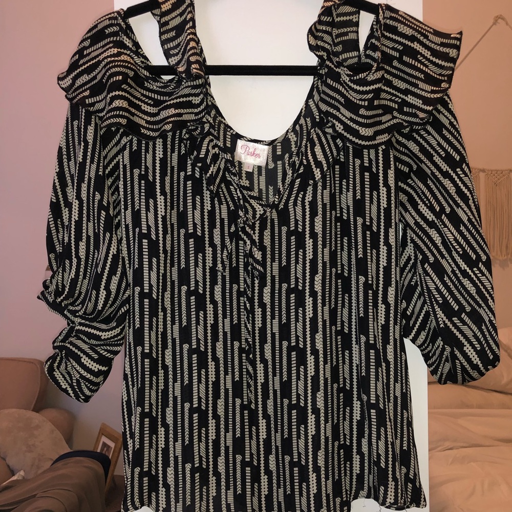 Parker Black and white long sleeve blouse